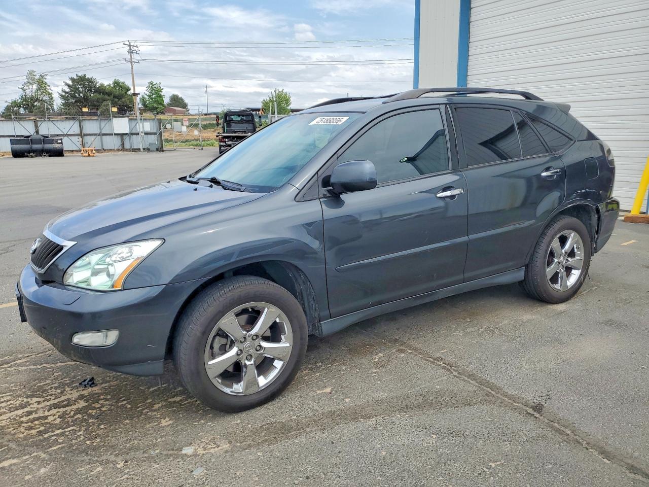 Salvage Lexus RX Image