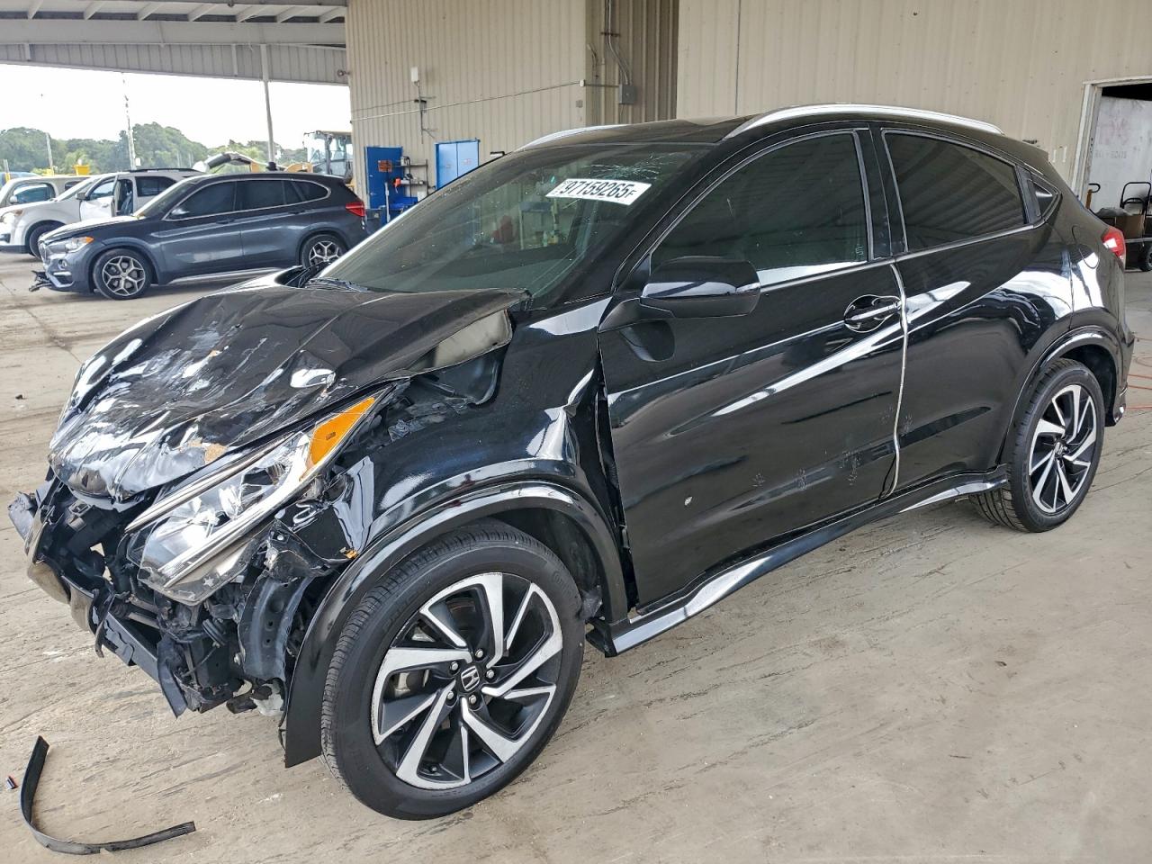 Salvage Honda HR-V Image