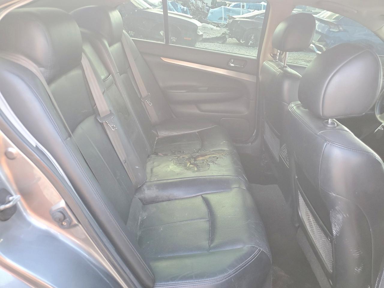 INFINITI G37 Journey