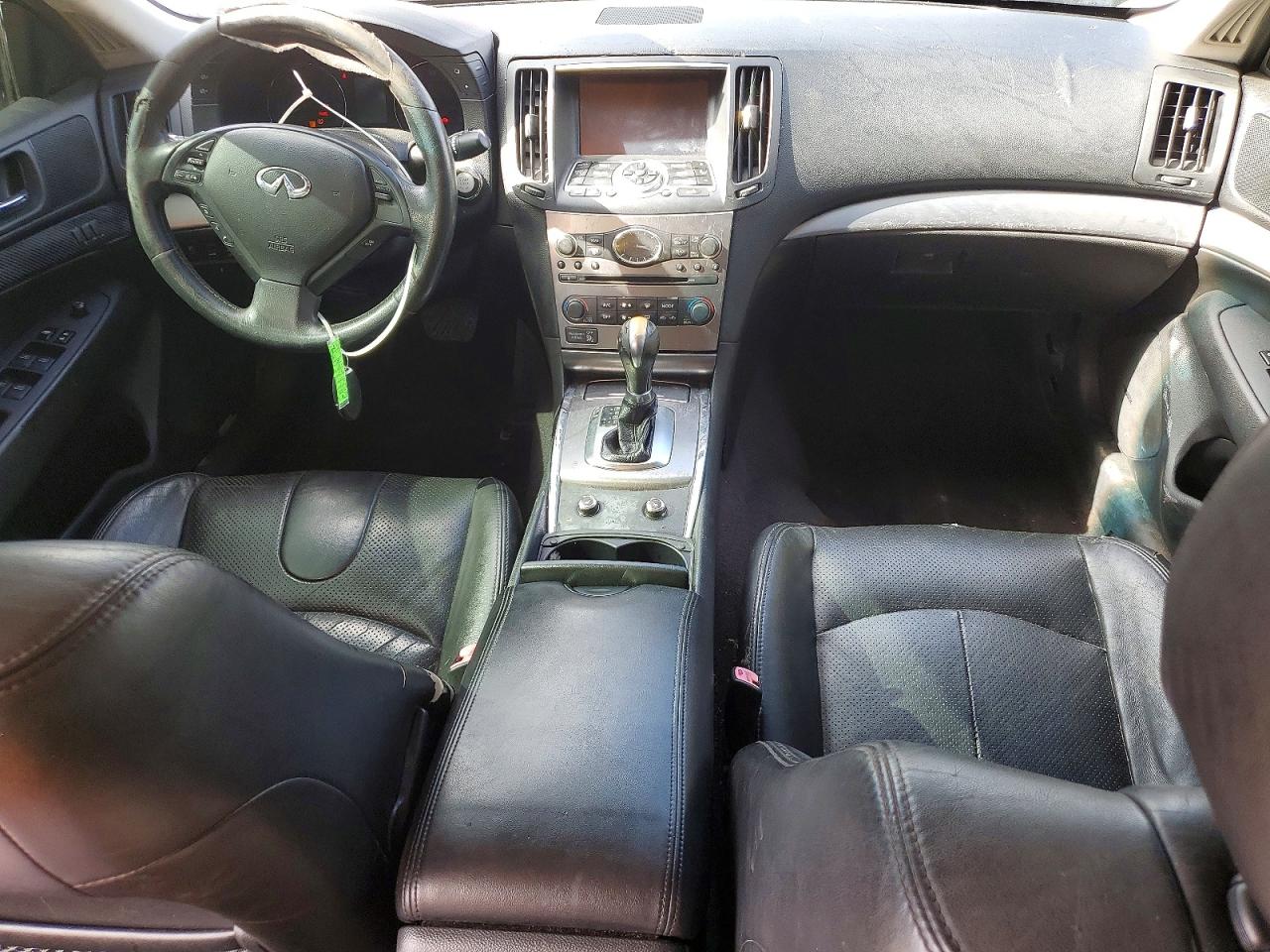 INFINITI G37 Journey