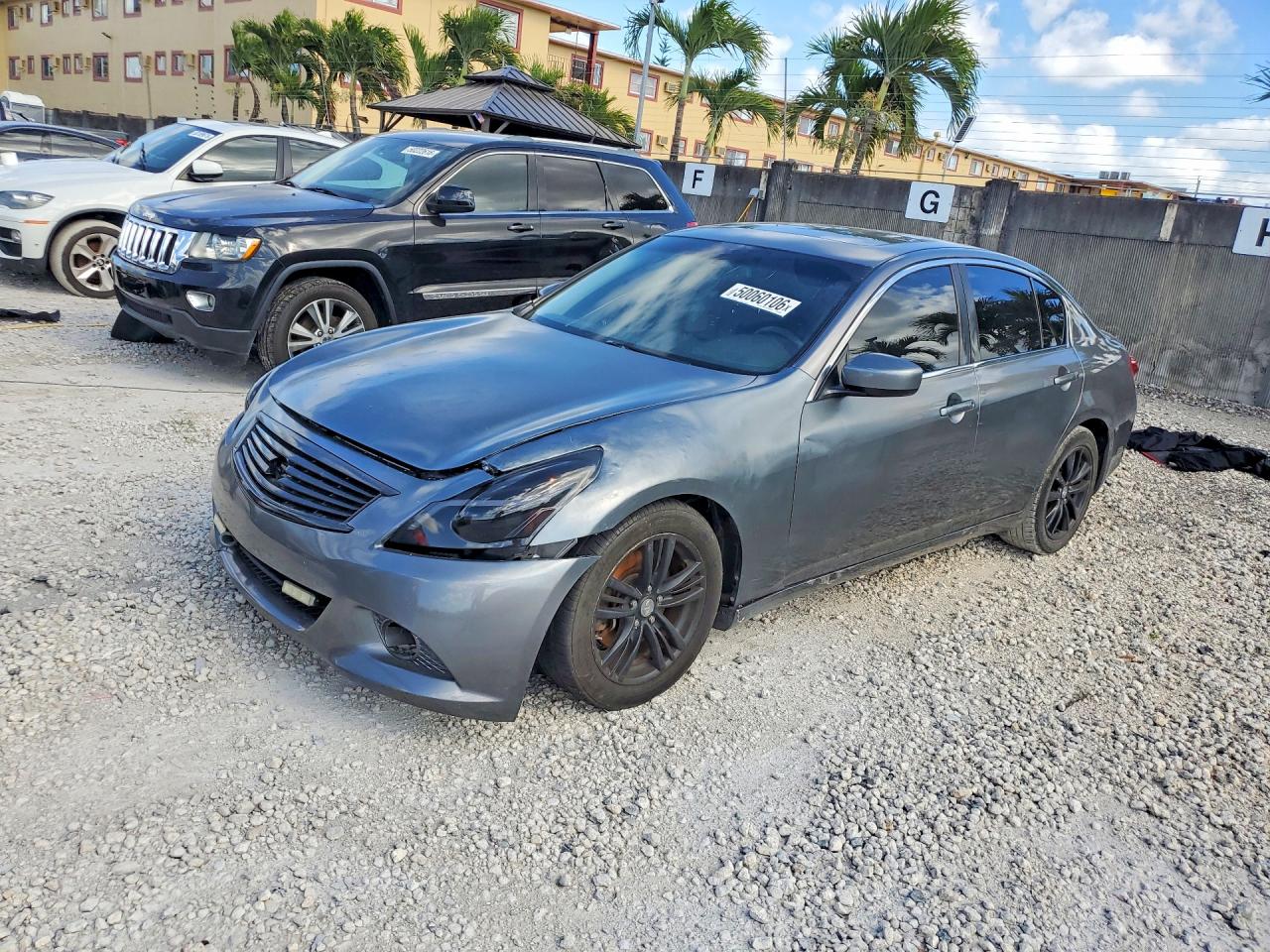 Salvage INFINITI G37 Image