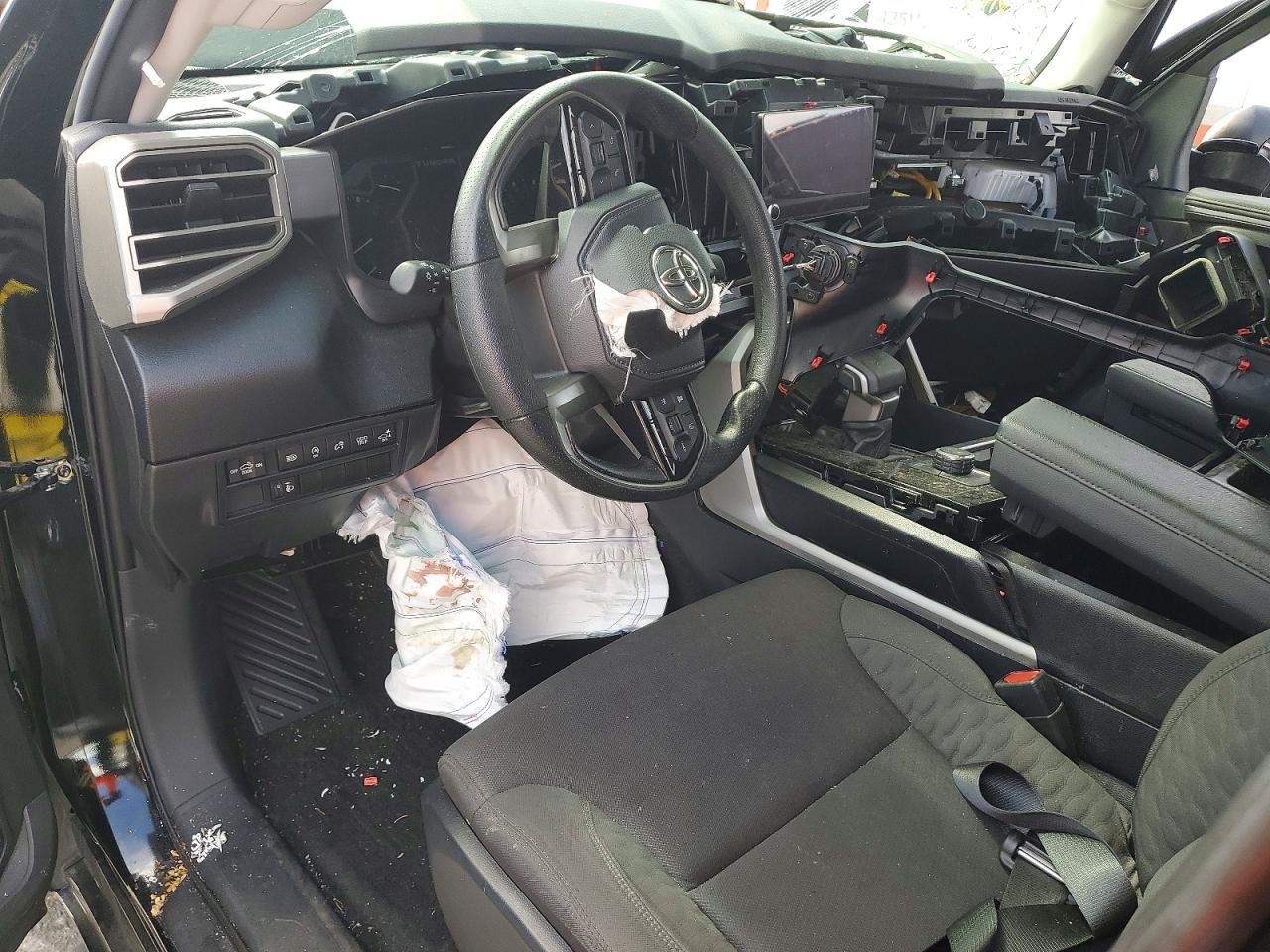 Toyota Tundra Sr5