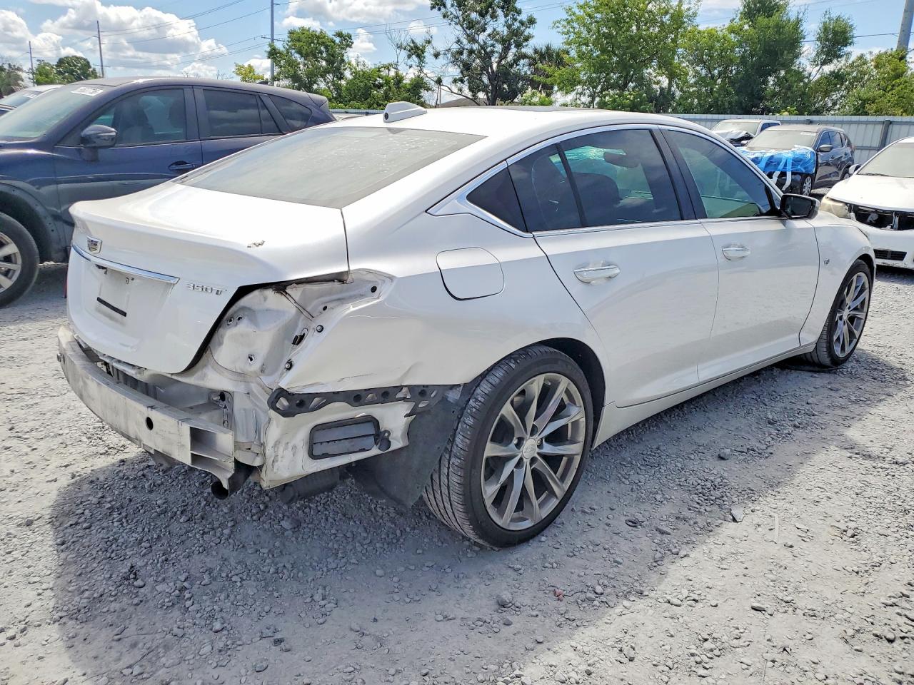 Cadillac CT5 Premium Luxury