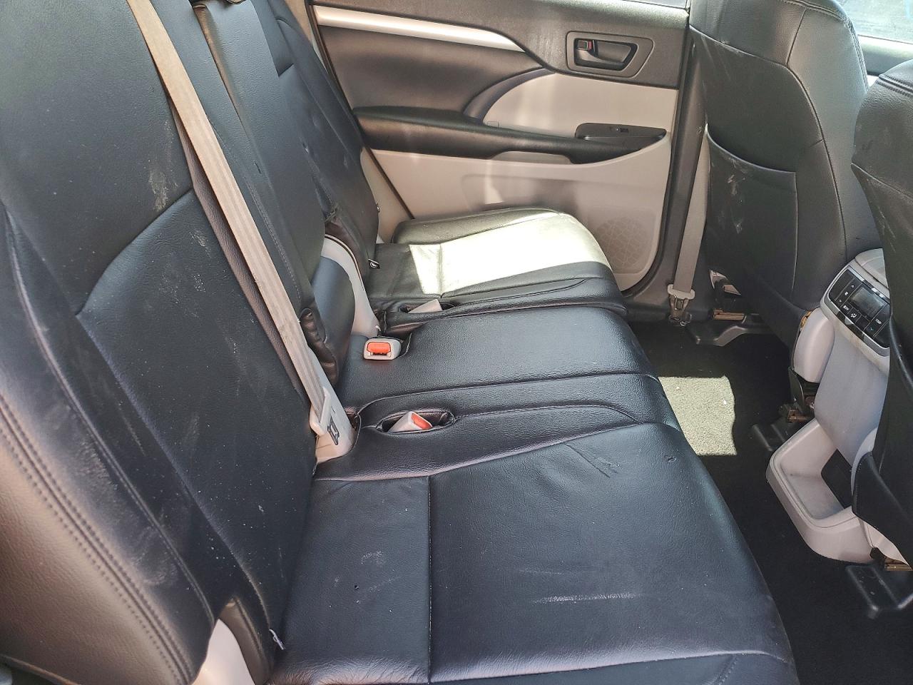 Toyota Highlander Le