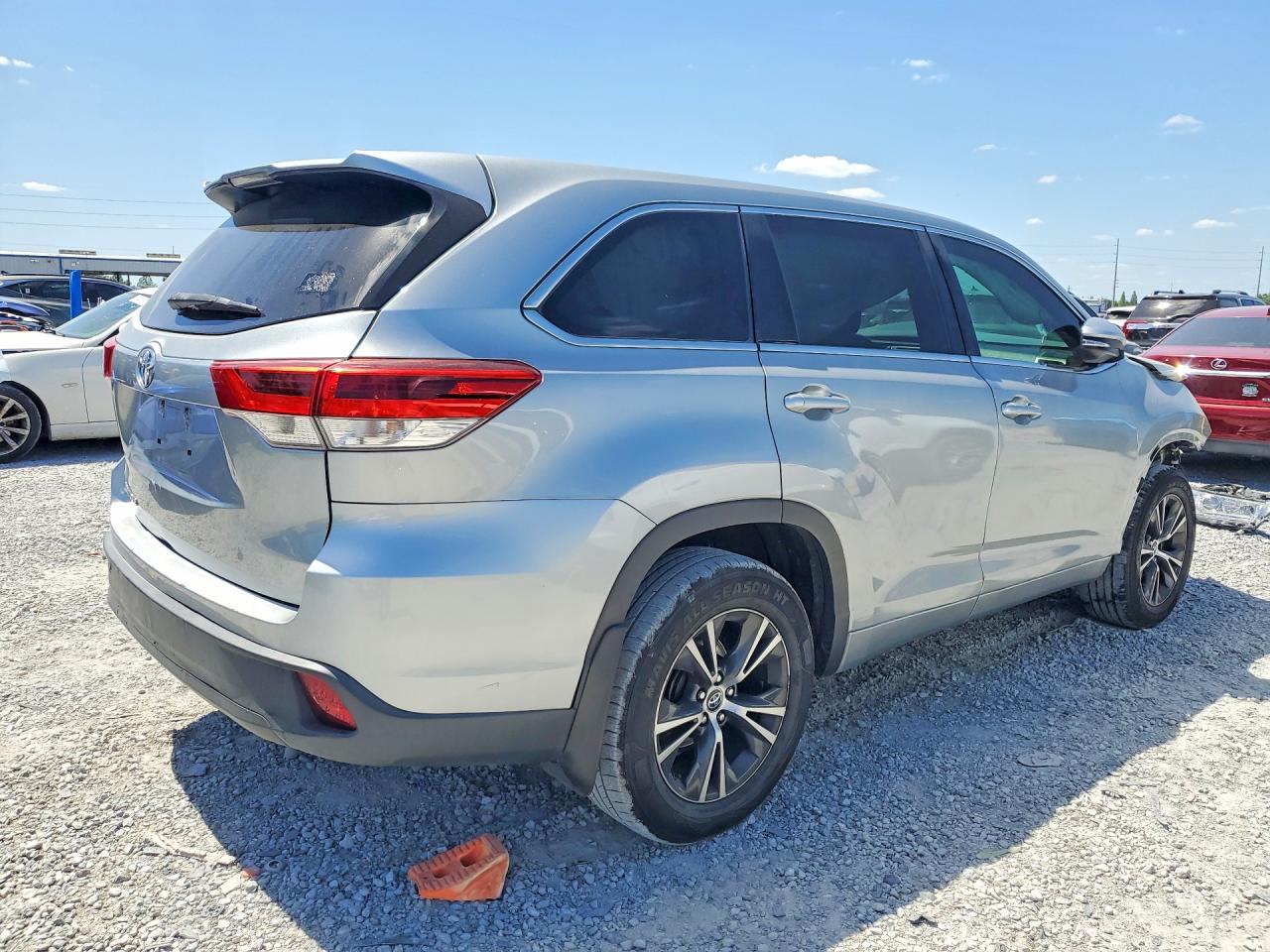 Toyota Highlander Le