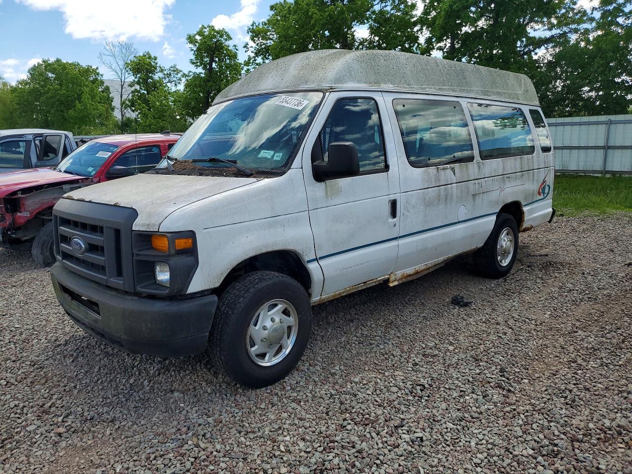 Salvage Ford Econoline Image