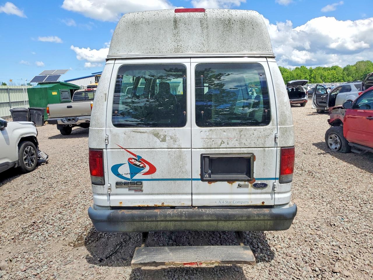 Ford Econoline E250 Van