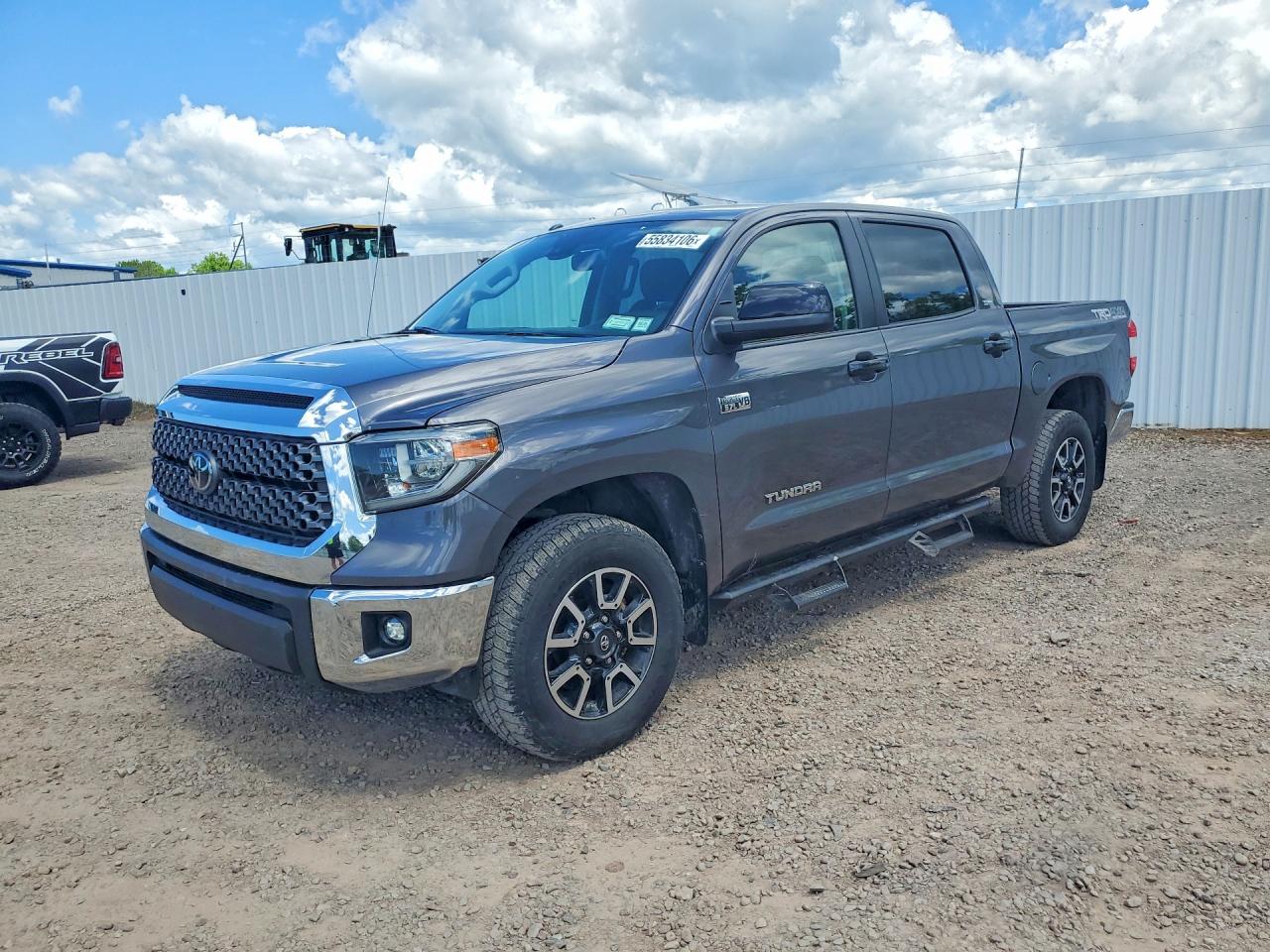 Salvage Toyota Tundra Image