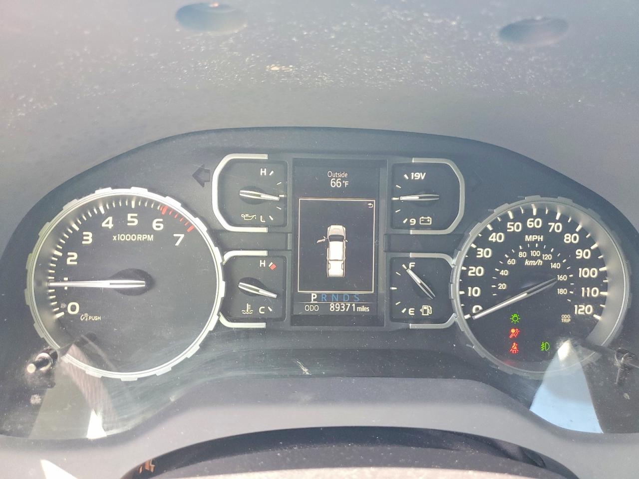 Toyota Tundra Crewmax Sr5
