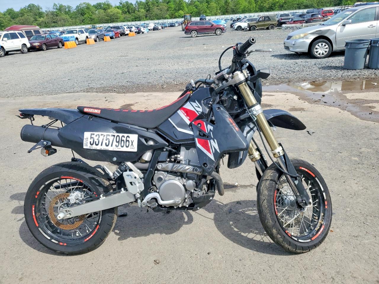 Salvage Suzuki Dirtbike Image