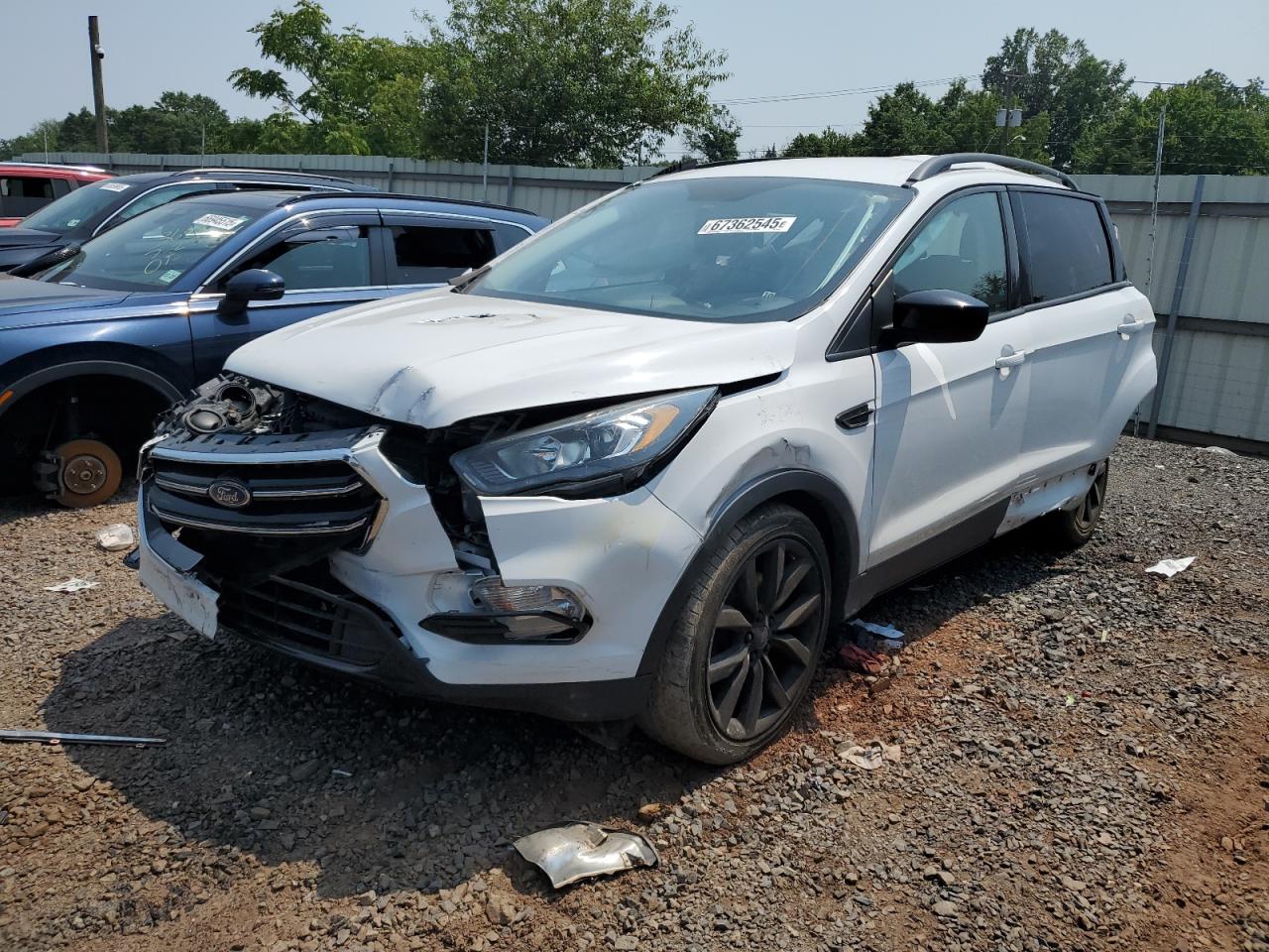 Salvage Ford Escape Image