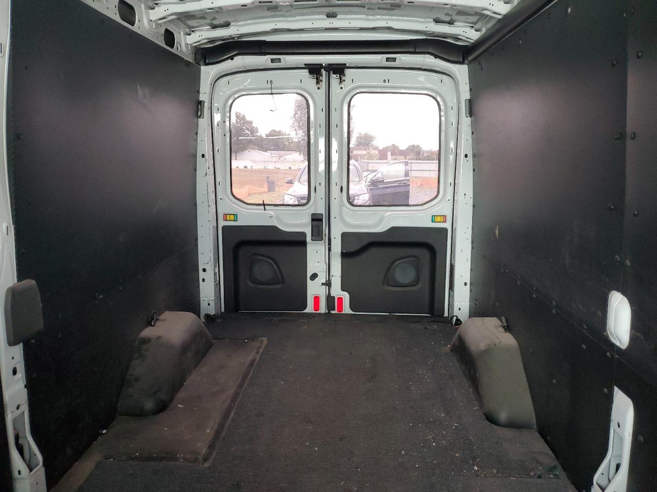 Ford Transit T-250