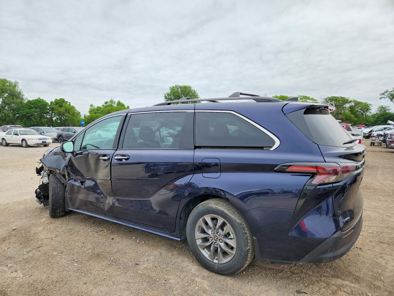 Toyota Sienna Xle 7-passenger
