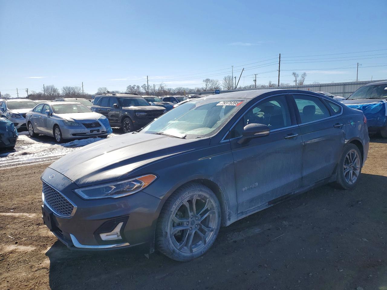 Salvage Ford Fusion Image