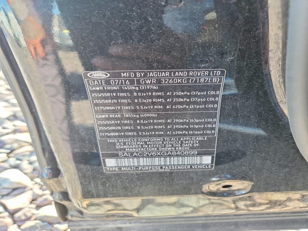 Land Rover LR4