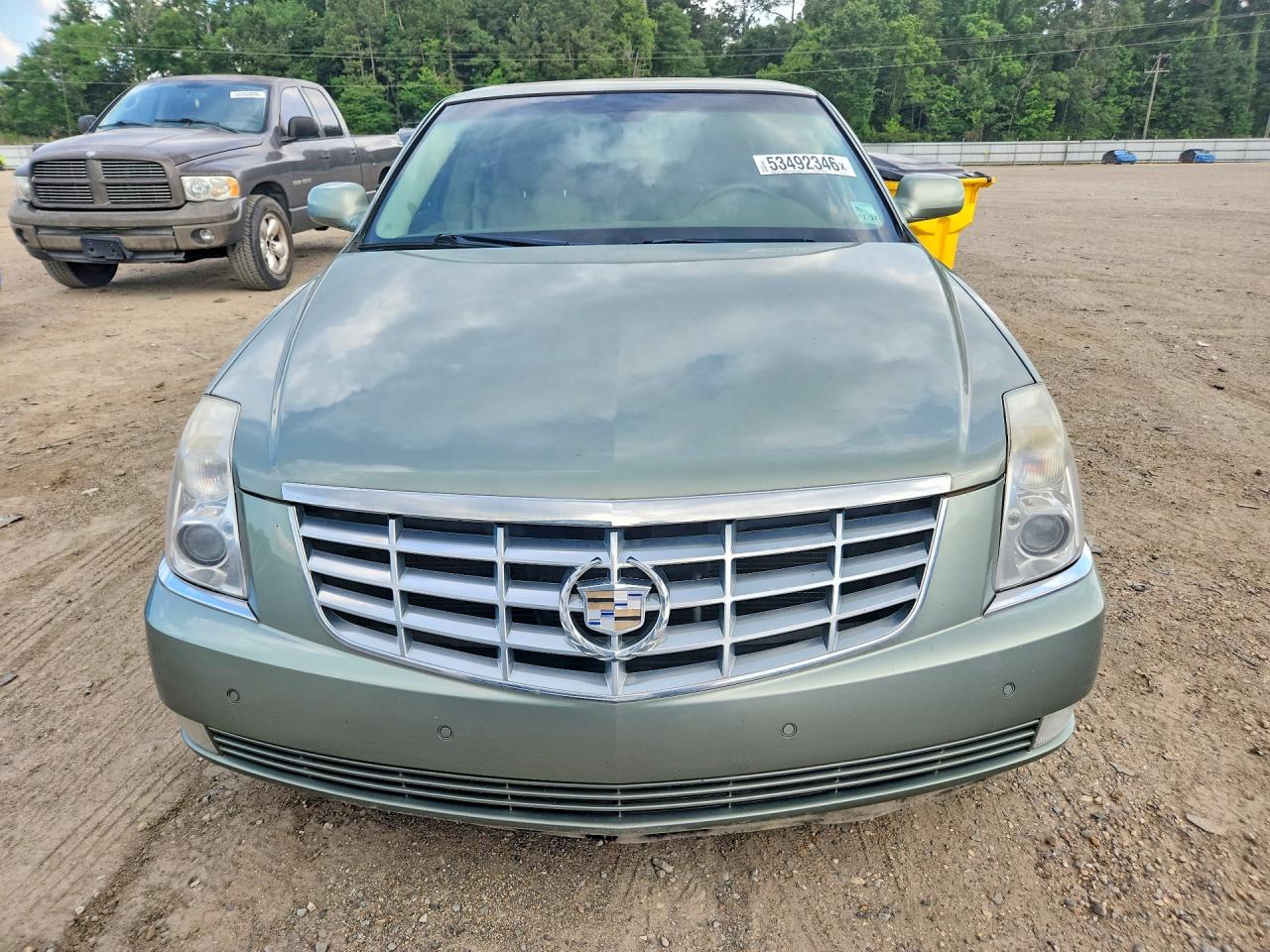 Cadillac DTS