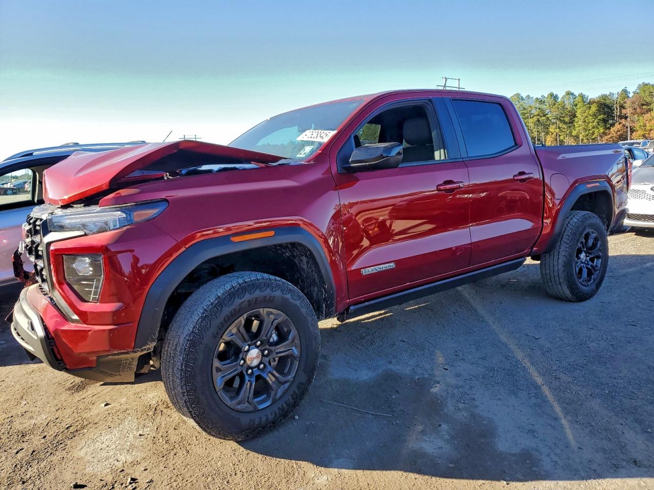 Salvage GMC Canyon Image