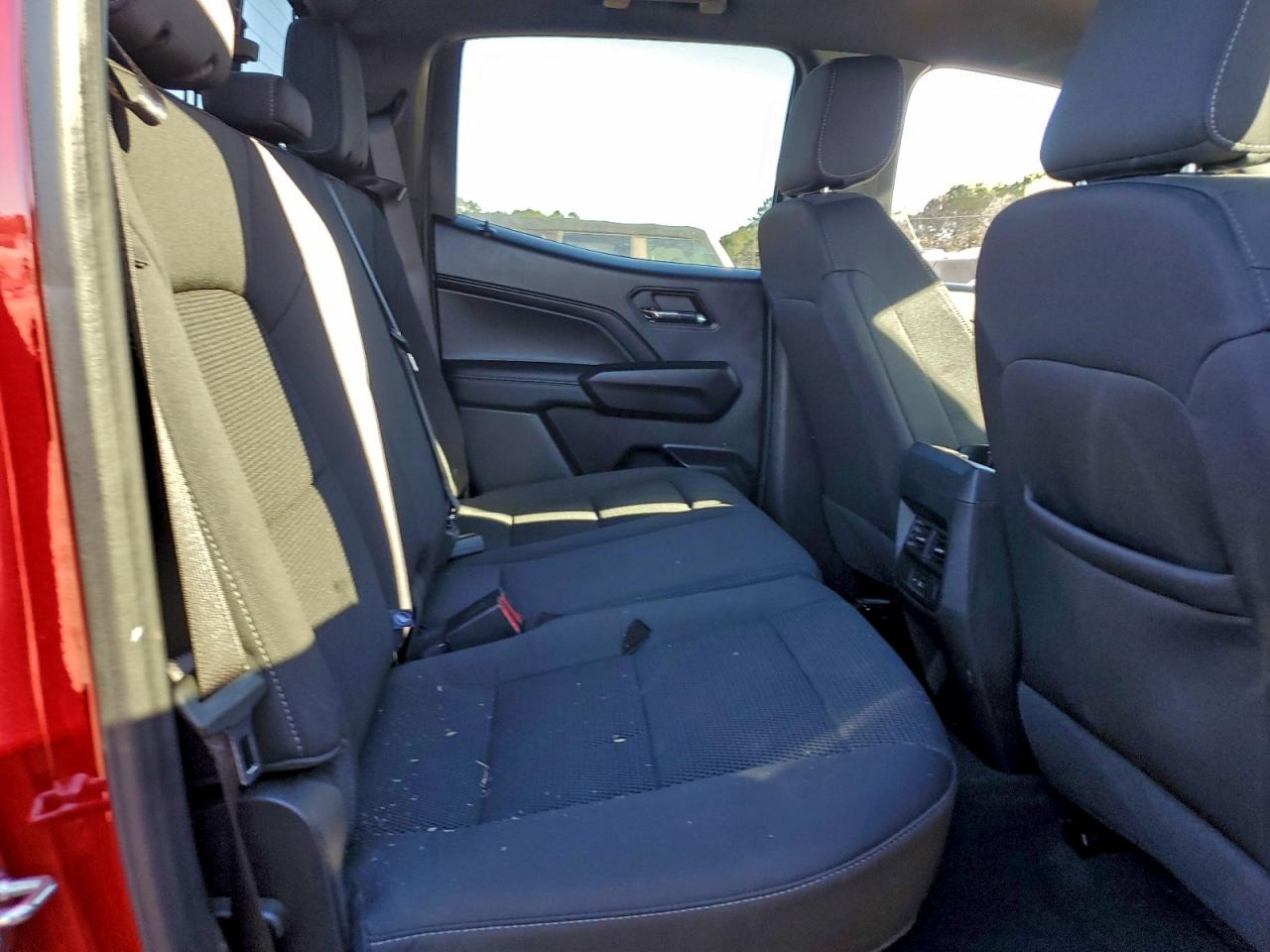 GMC Canyon Elevation