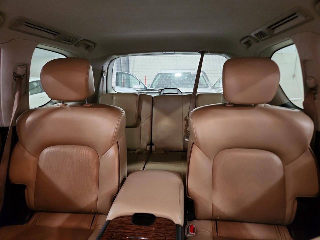 Nissan Armada Platinum