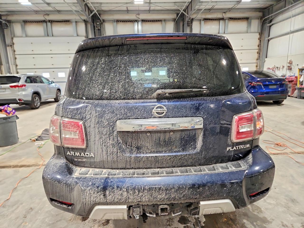 Nissan Armada Platinum