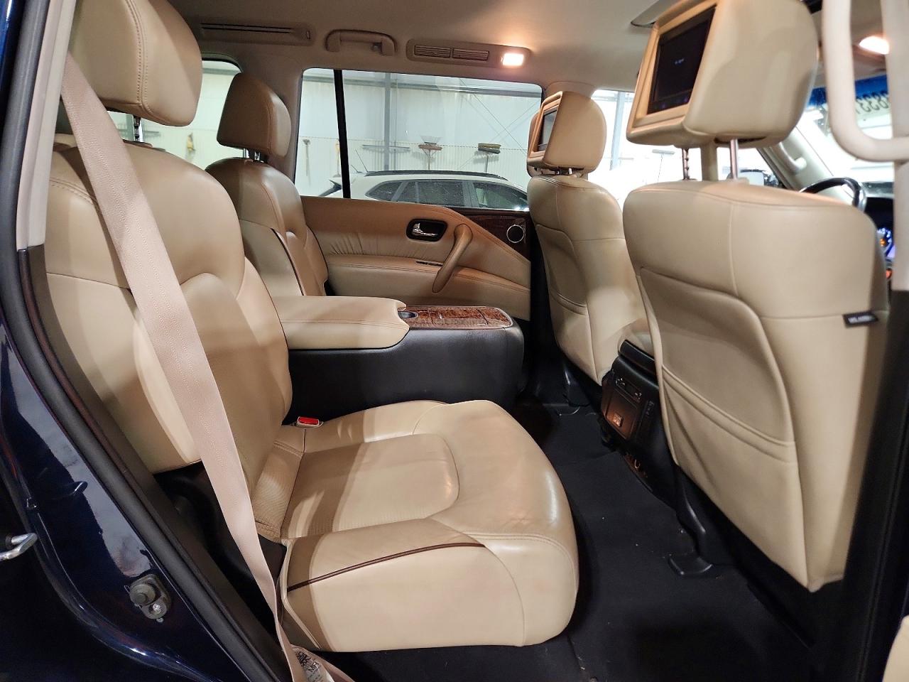 Nissan Armada Platinum