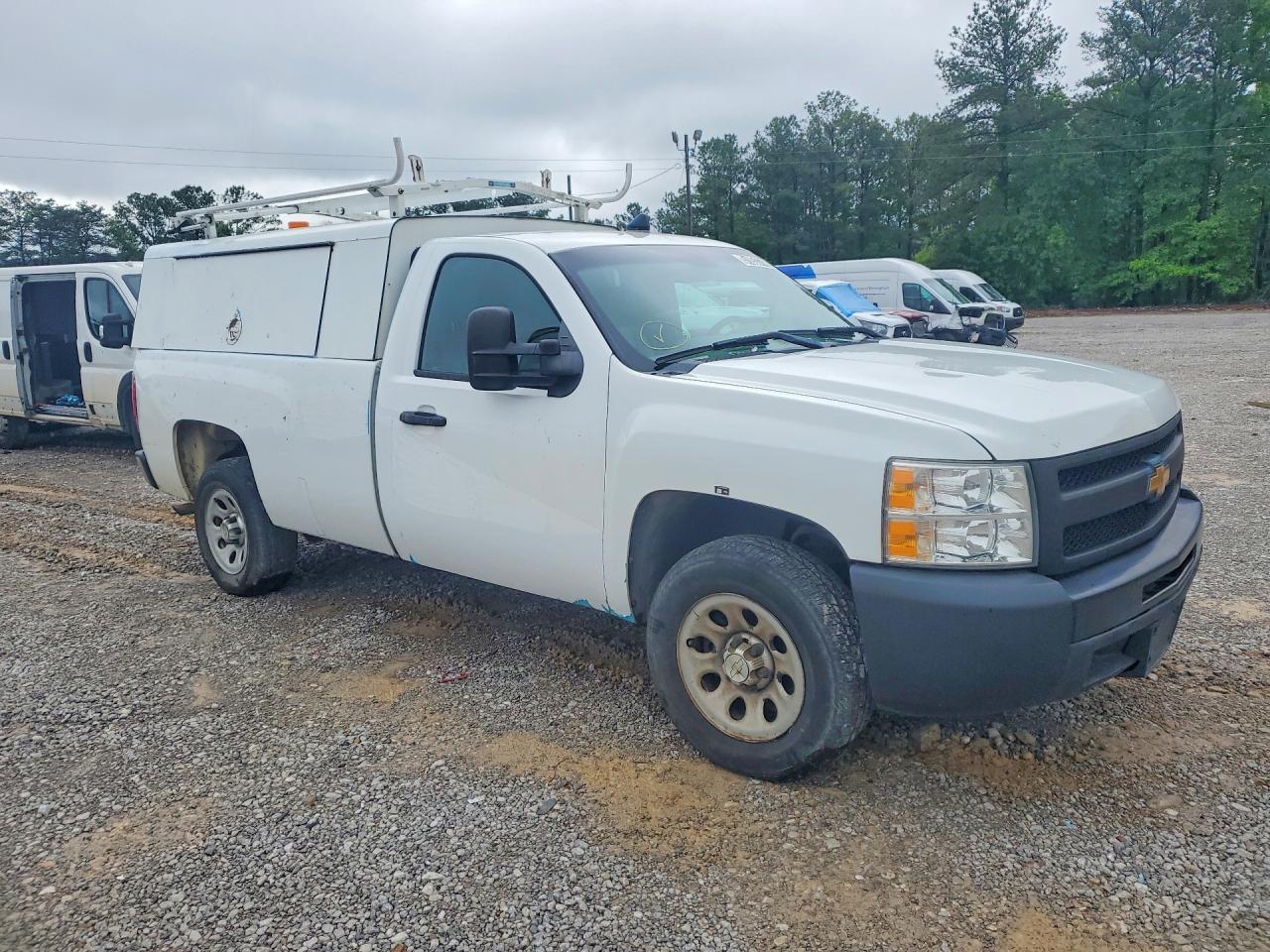 Chevrolet Silverado C1500