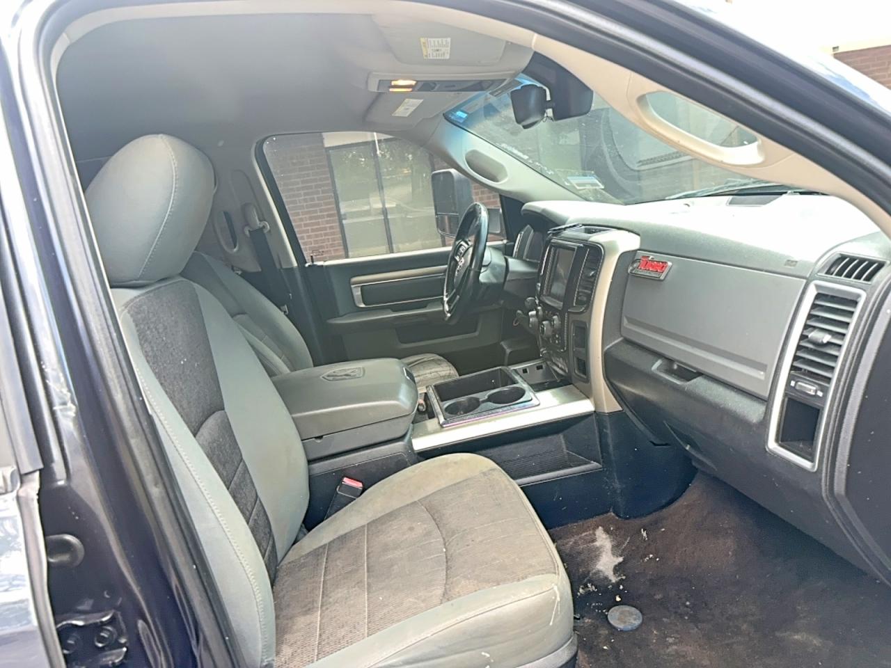 Ram 1500 St
