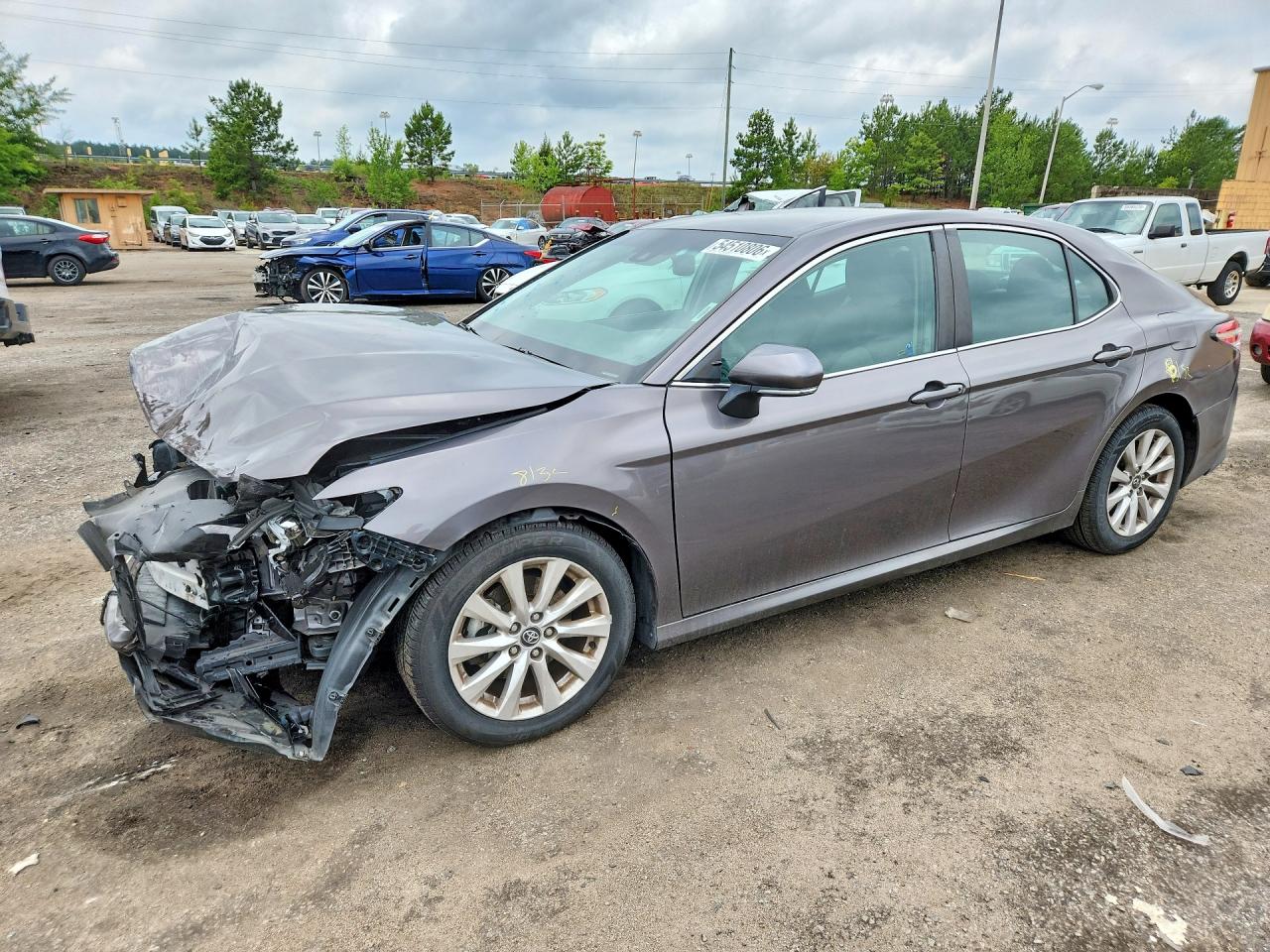 Salvage Toyota Camry Image