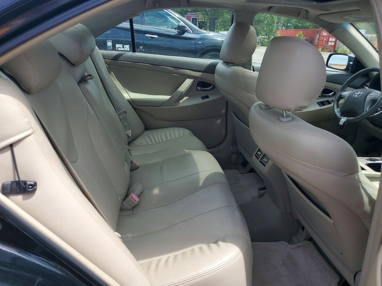 Toyota Camry Hybrid