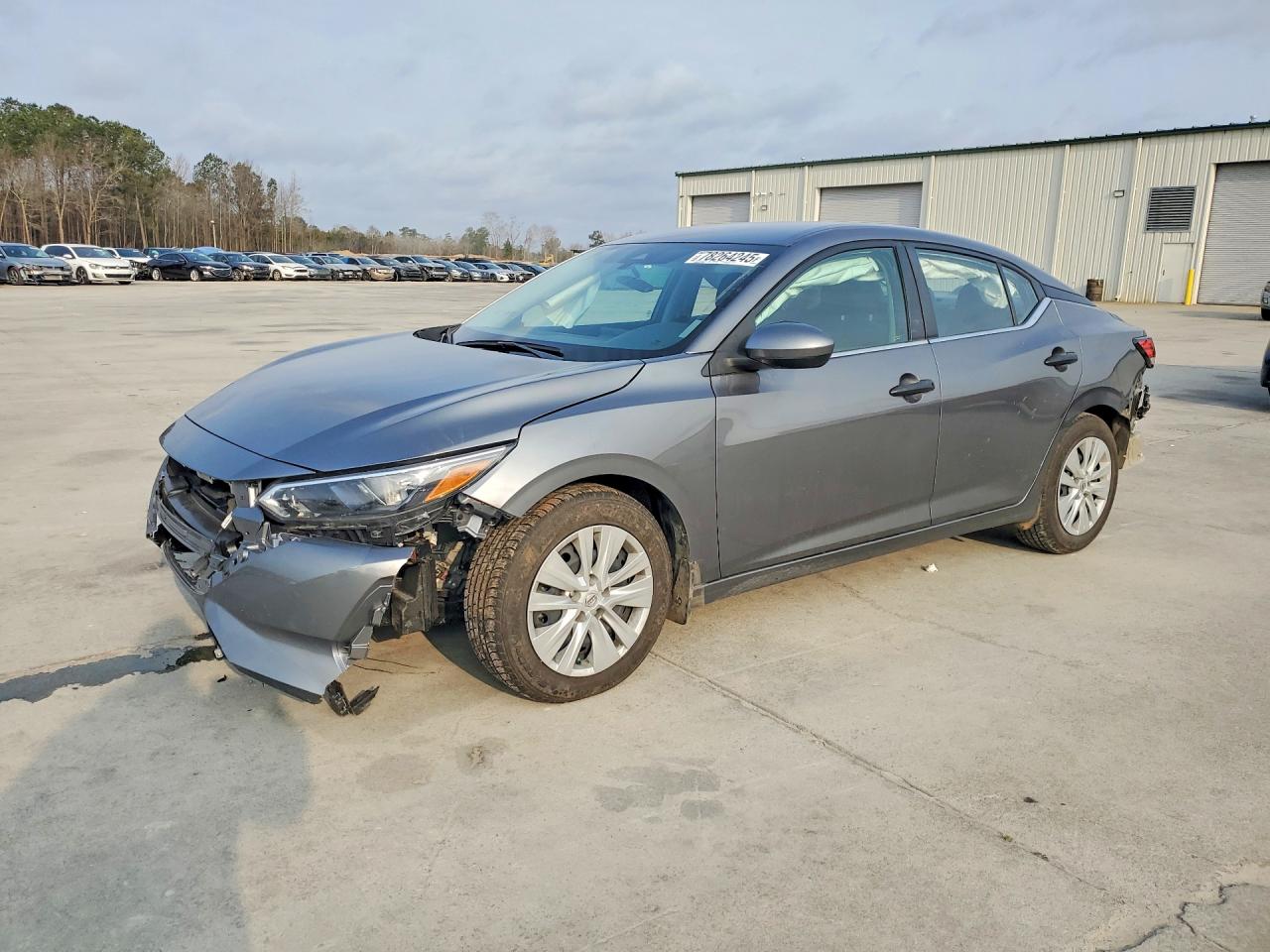 Salvage Nissan Sentra Image
