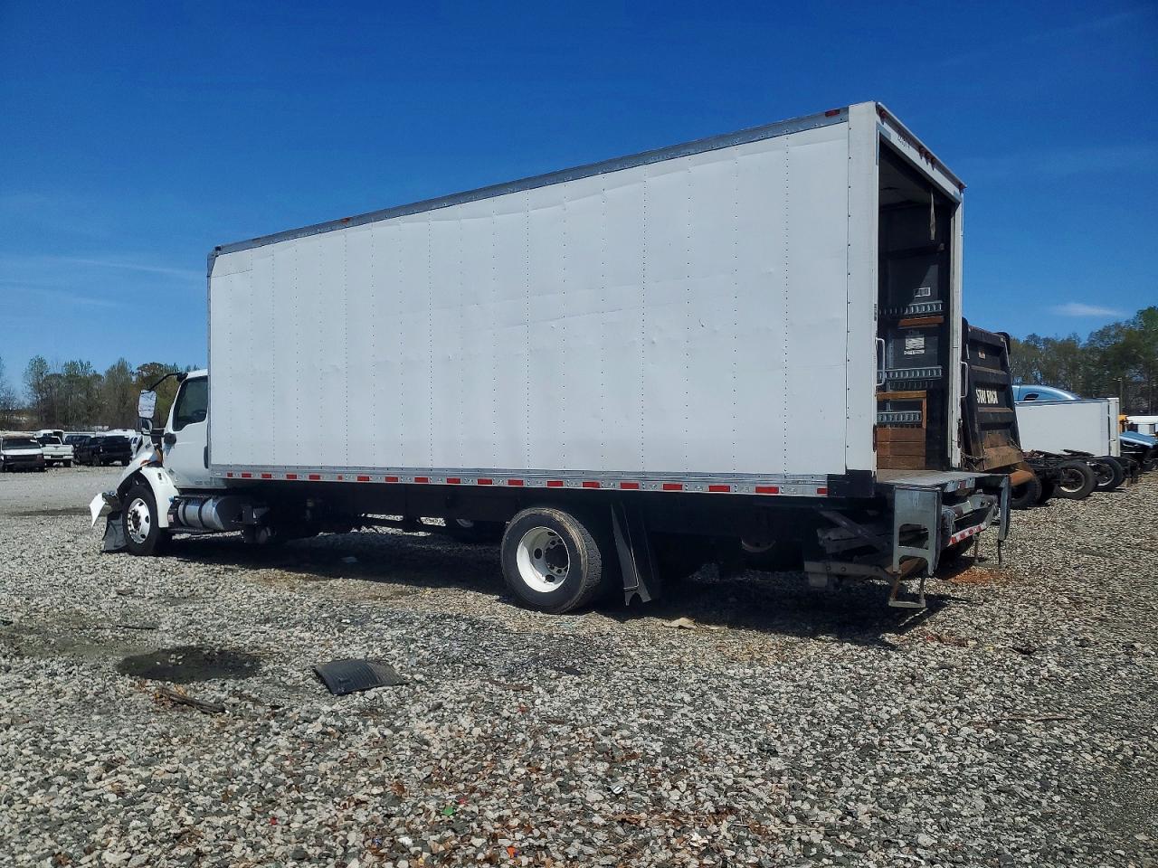 International Mv607