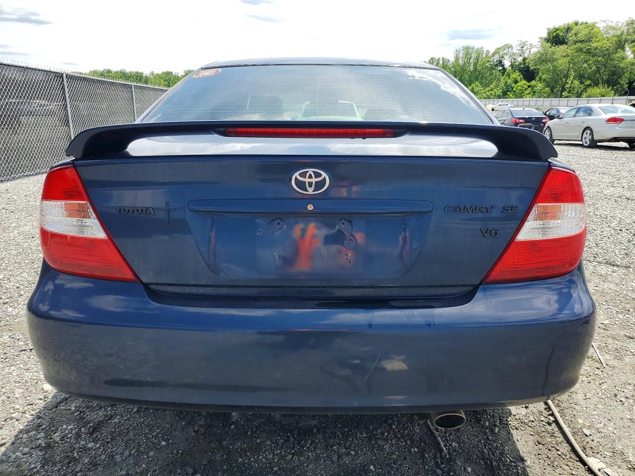 Toyota Camry Se V6