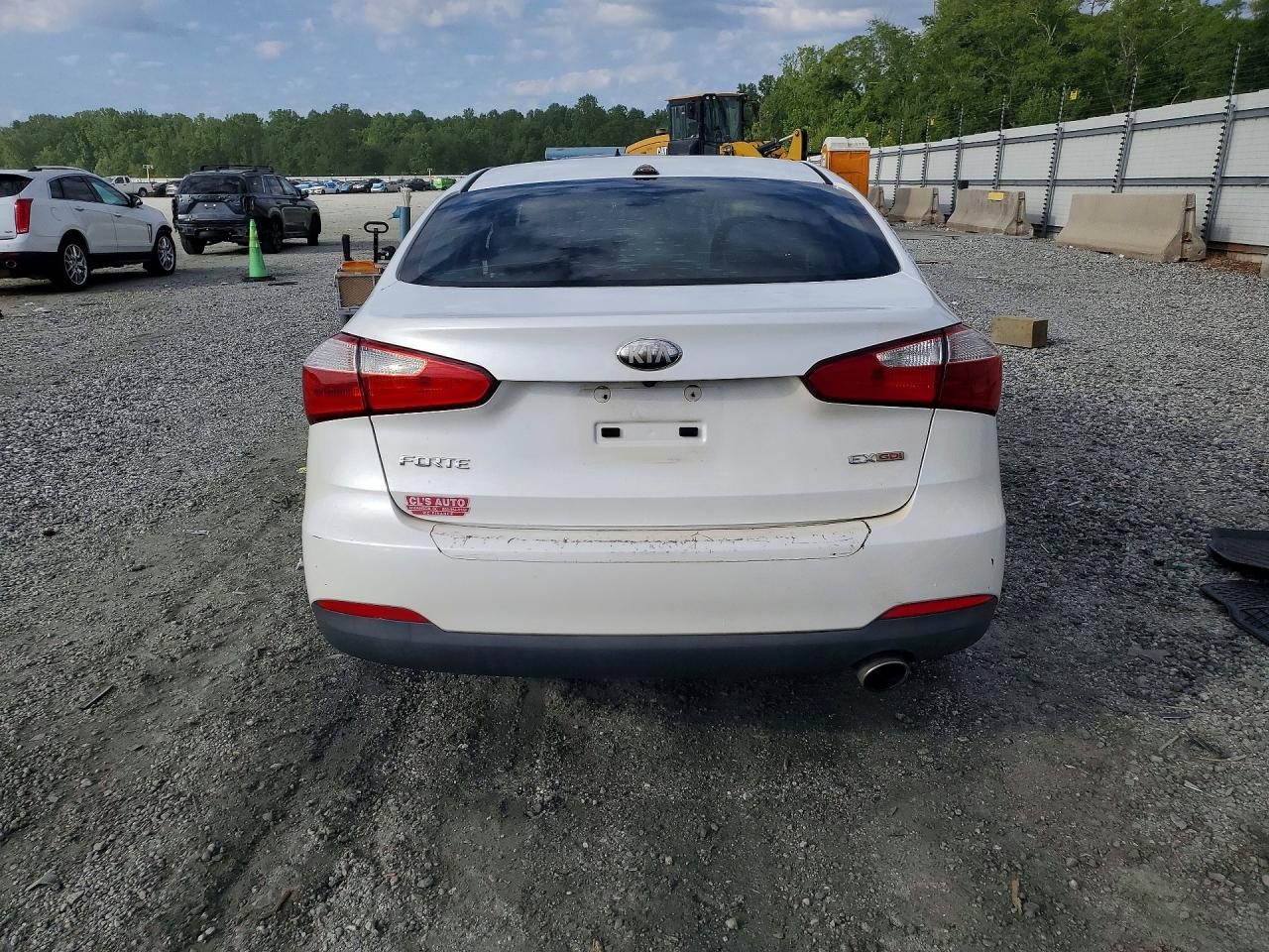 Kia Forte Ex