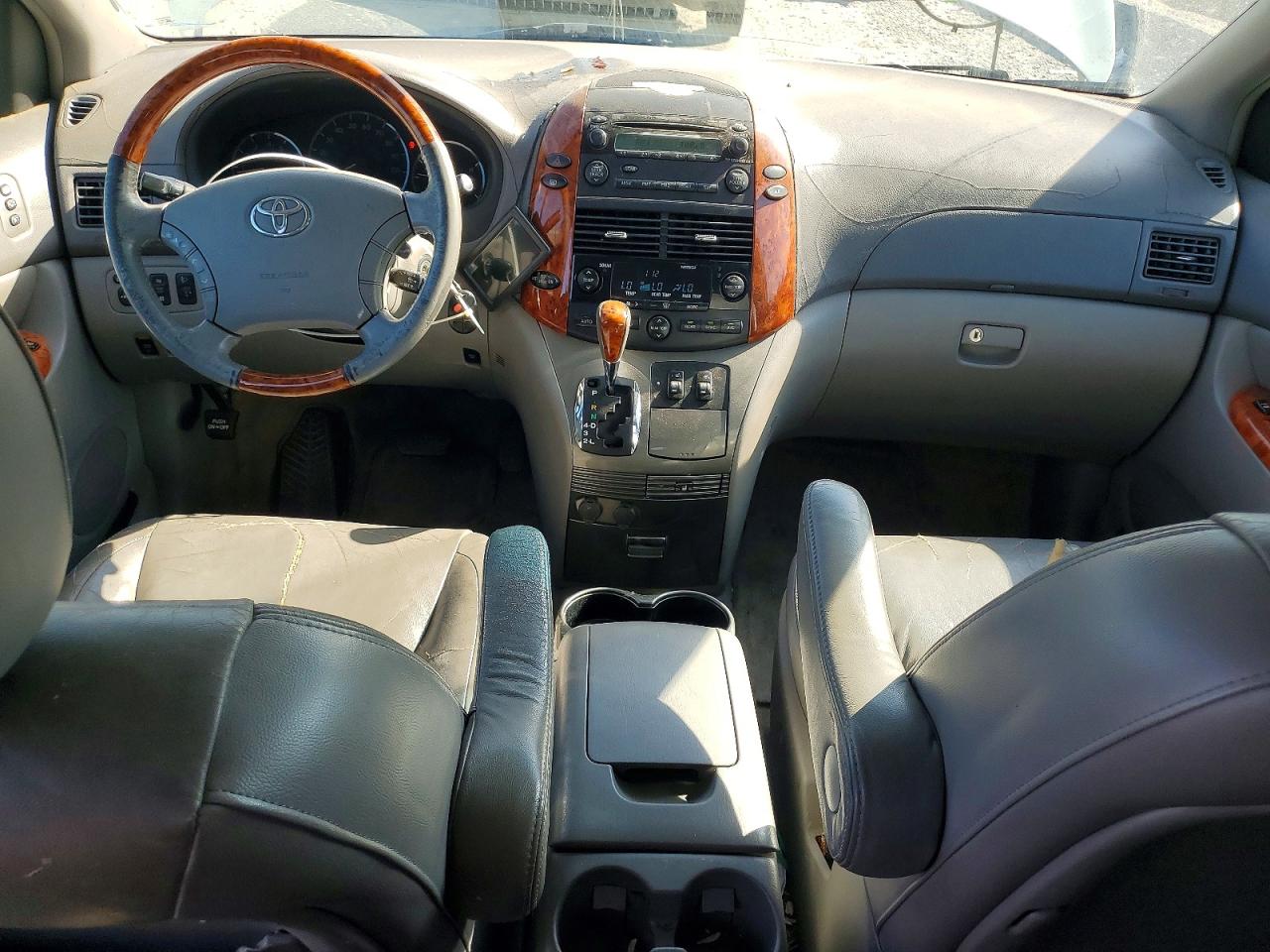 Toyota Sienna Xle Limited 7 Passenger