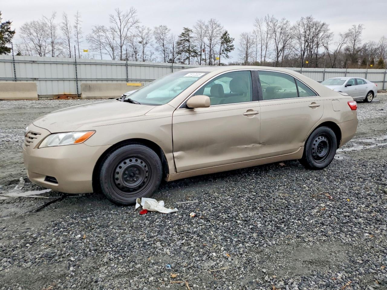 Salvage Toyota Camry Image