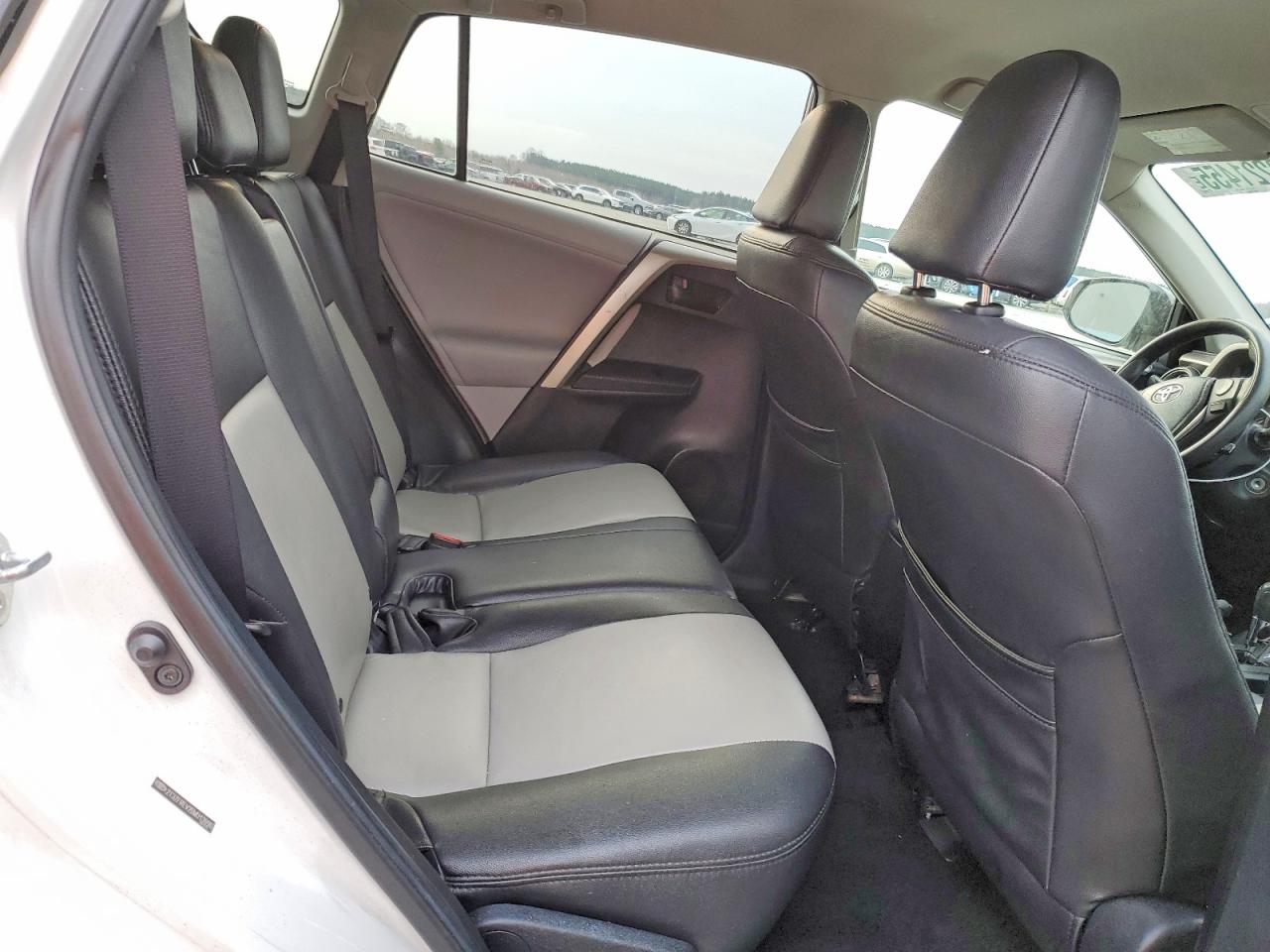 Toyota RAV4 Le