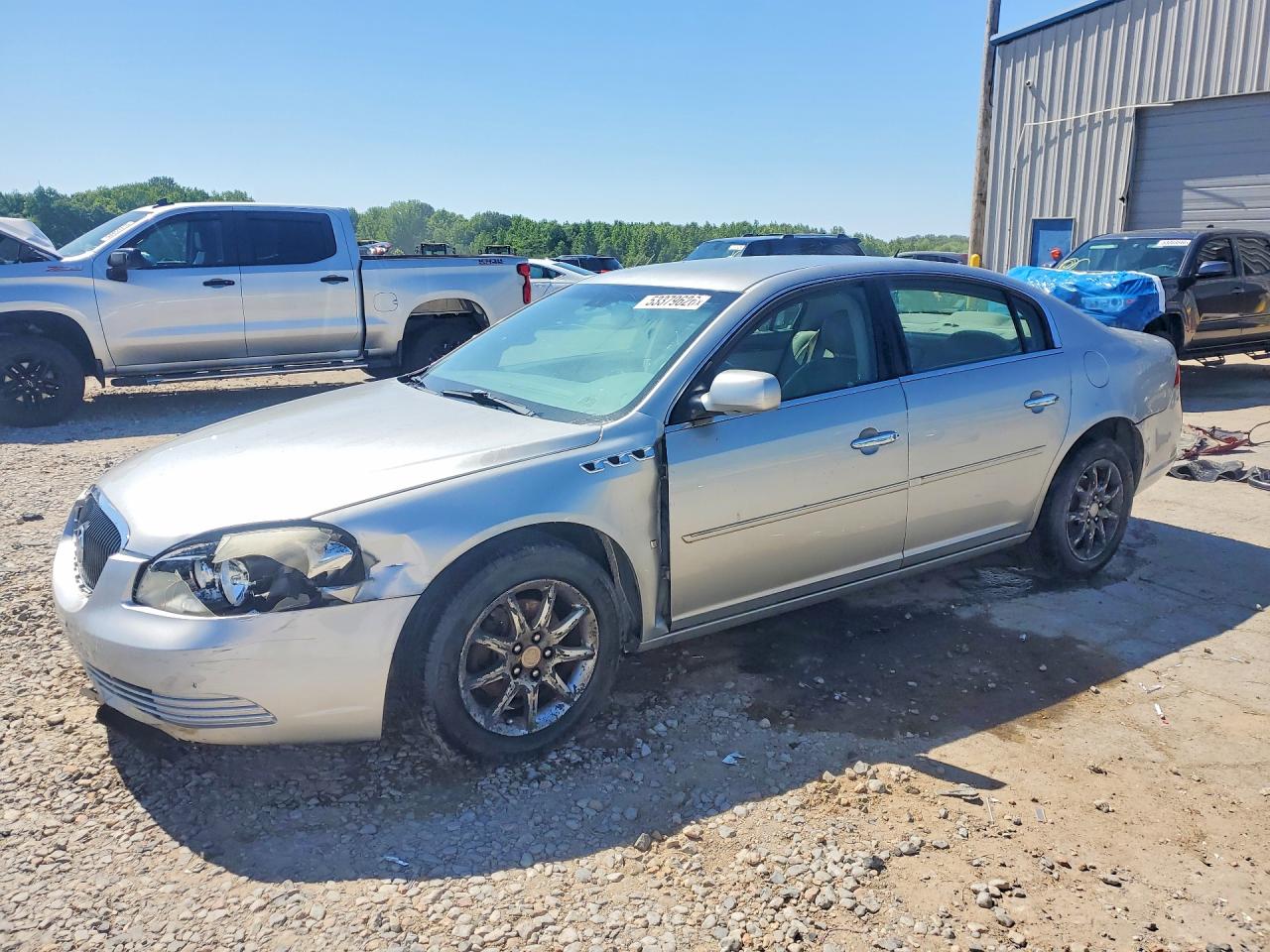 Salvage Buick Lucerne Image