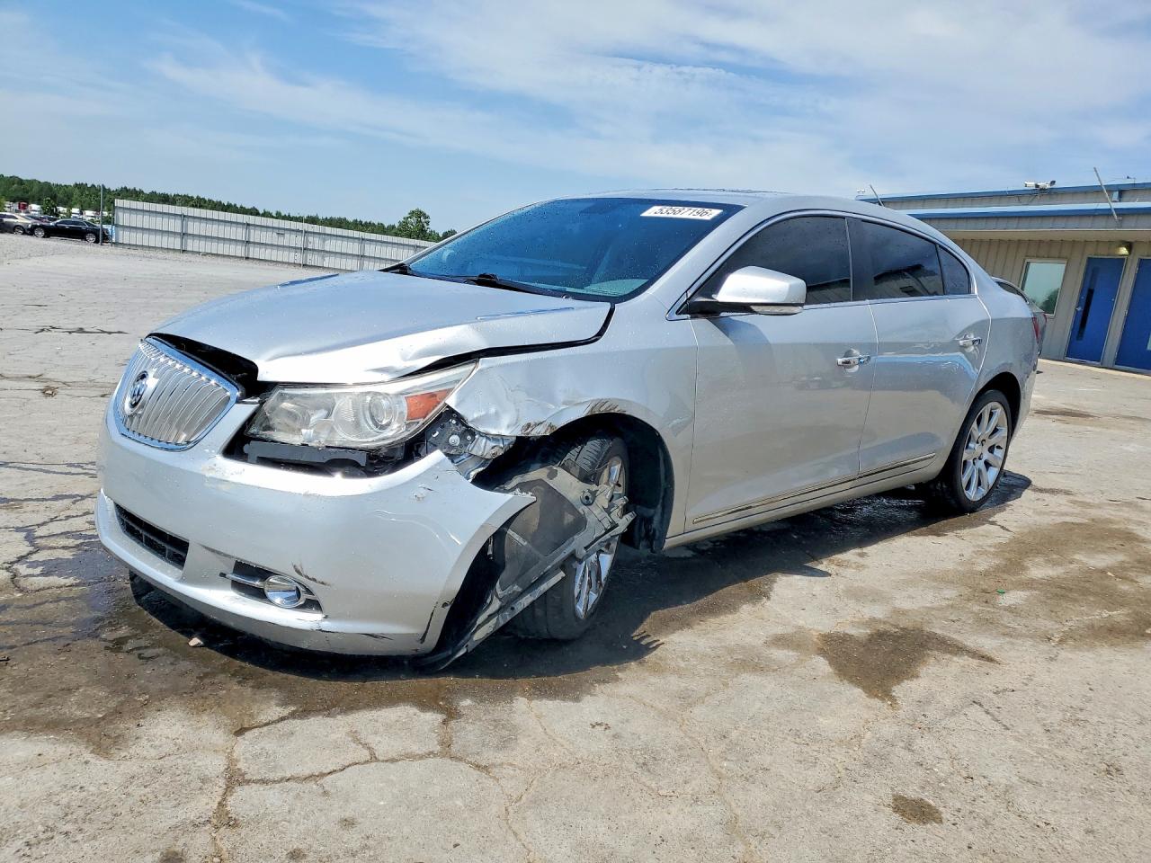 Salvage Buick LaCrosse Image