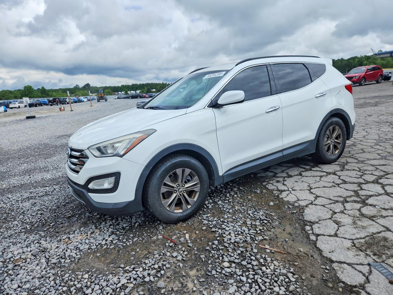 Salvage Hyundai SANTA FE Image