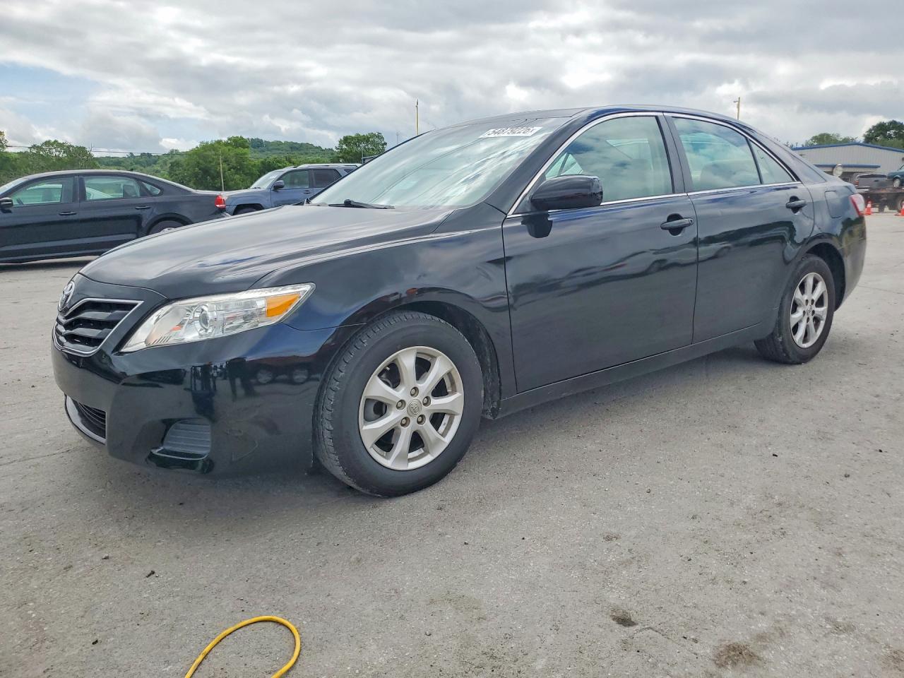 Salvage Toyota Camry Image