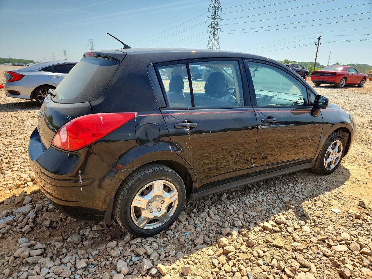 Nissan Versa 1.8 S