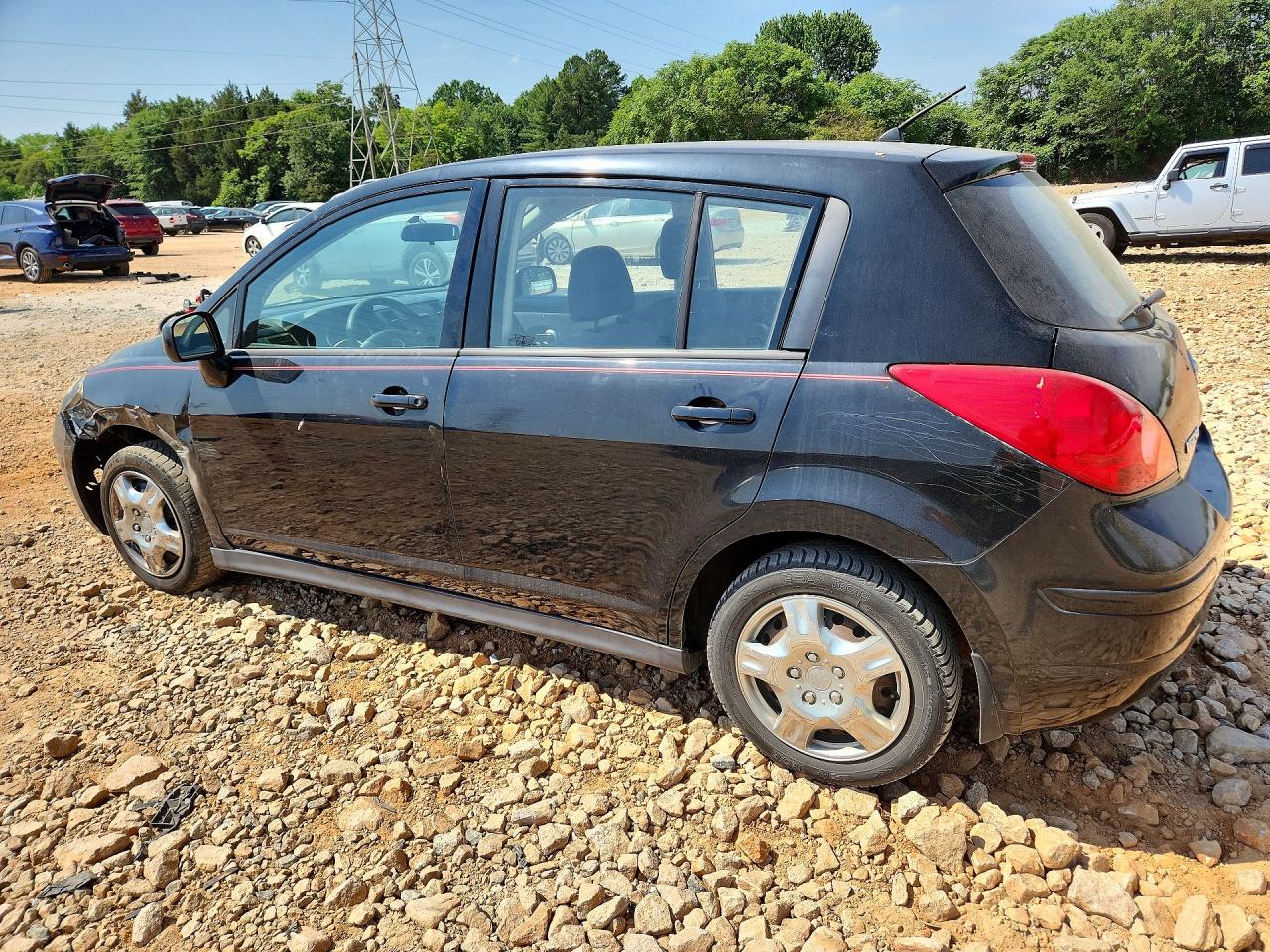 Nissan Versa 1.8 S
