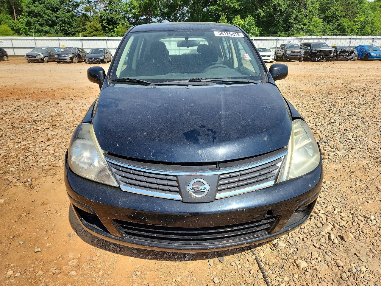 Nissan Versa 1.8 S