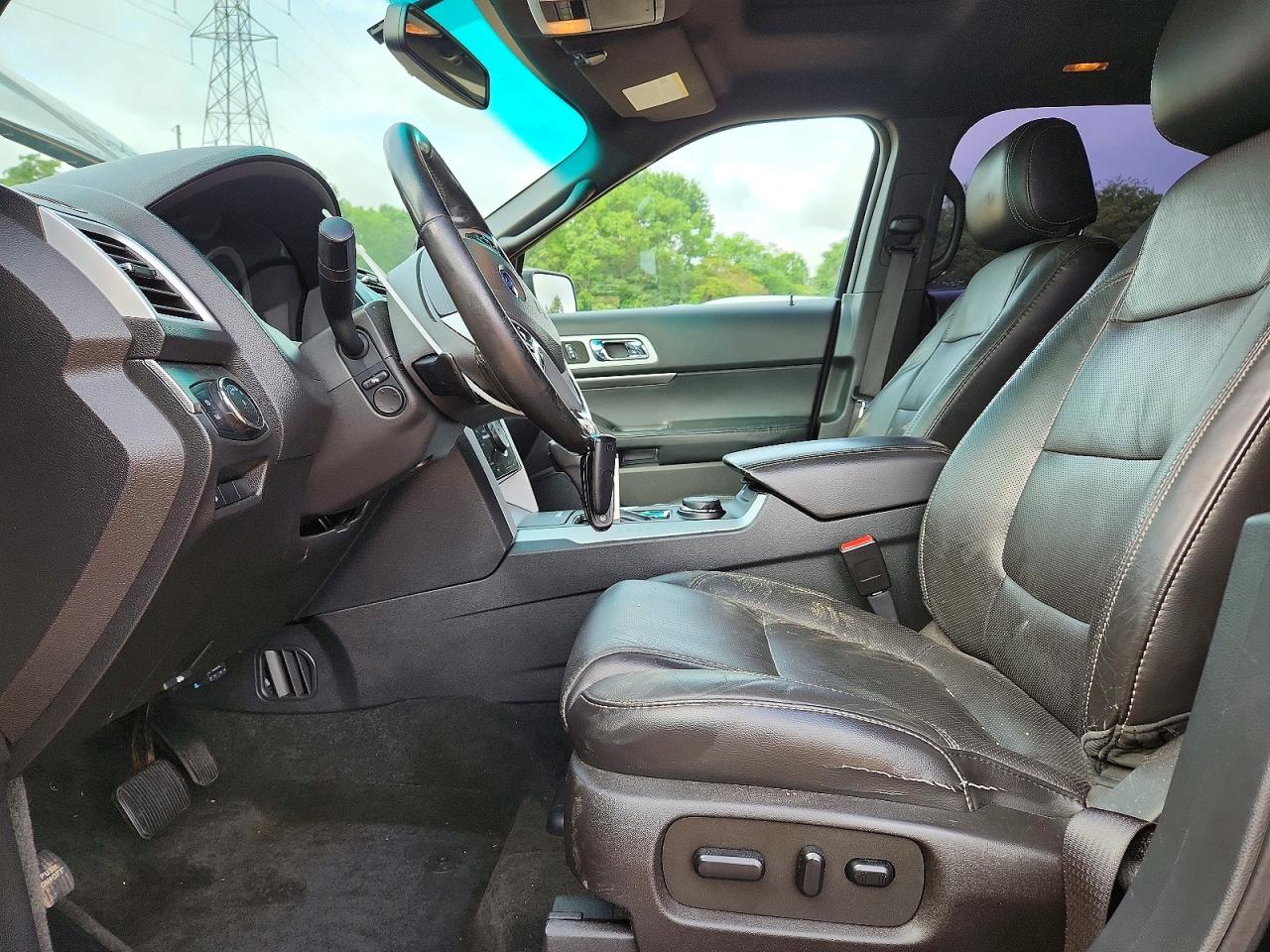 Ford Explorer Sport