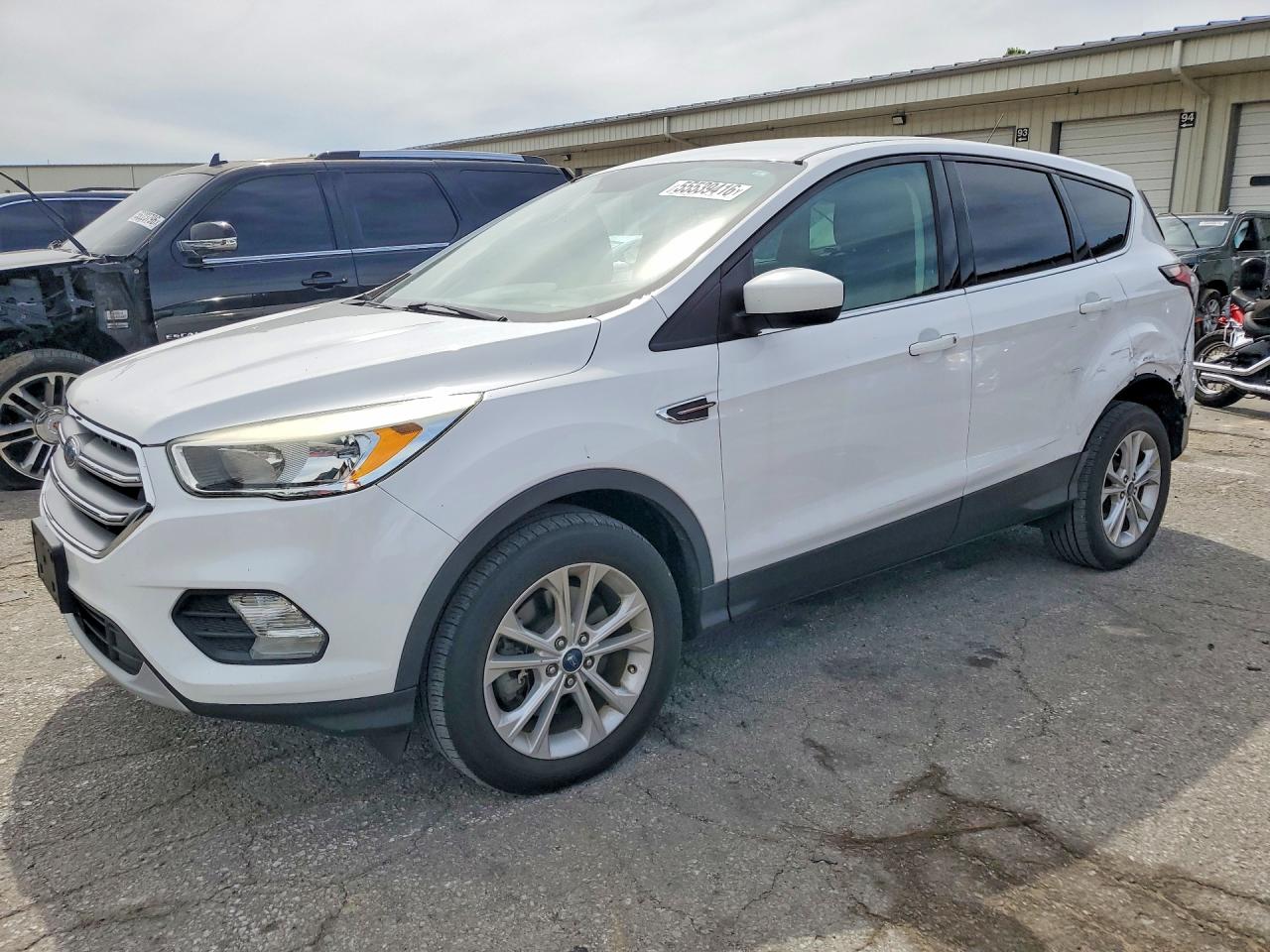 Salvage Ford Escape Image