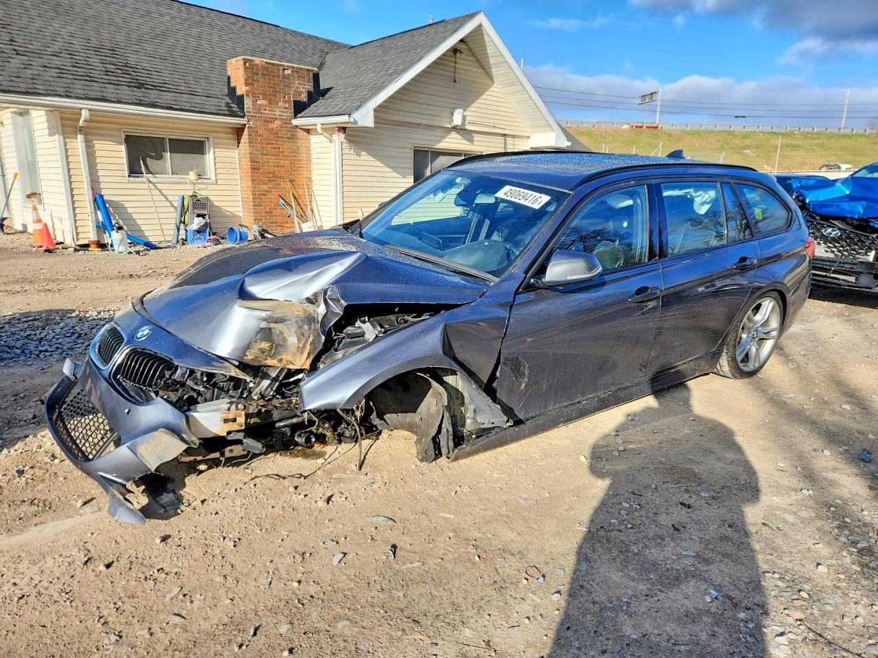 Salvage BMW 3 Series Image