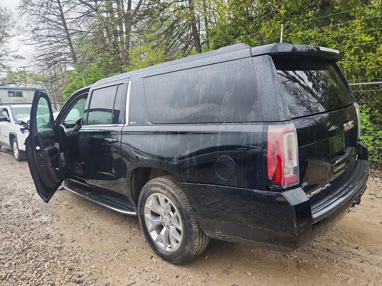 GMC Yukon K1500 Slt