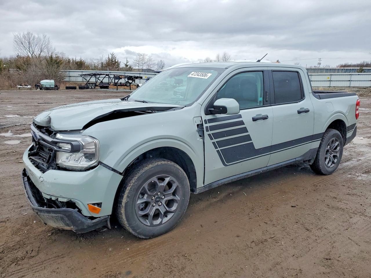 Salvage Ford Maverick Image