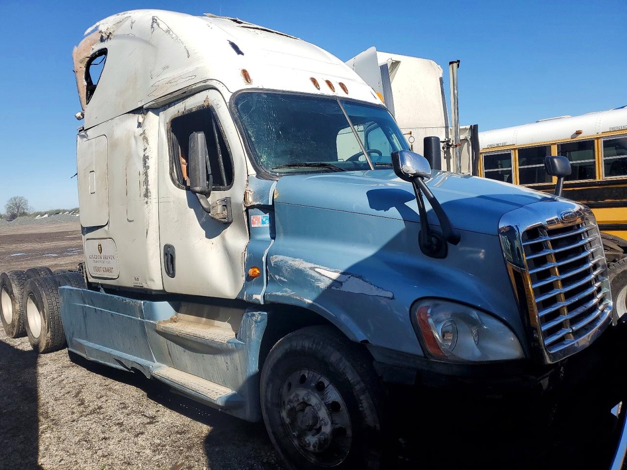 Salvage Freightliner Cascadia 125 Image