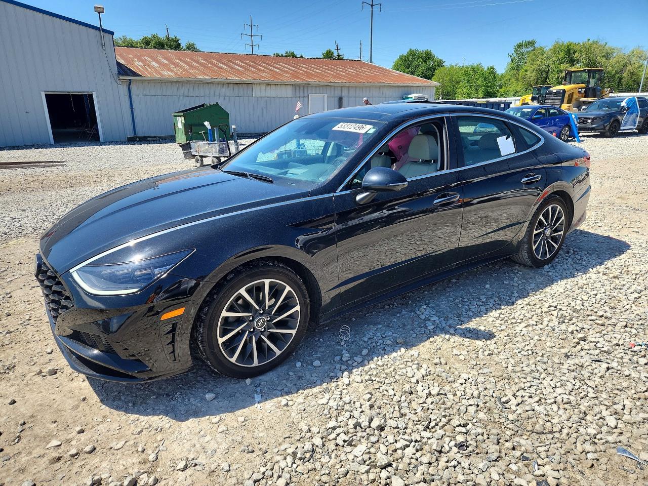 Salvage Hyundai SONATA Image